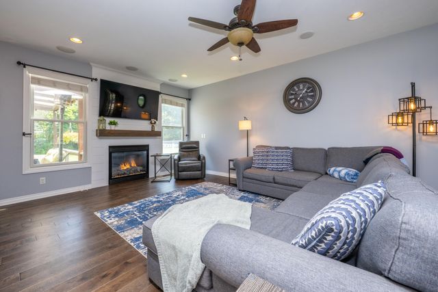 5891 Racine Drive, Stevensville, MI 49127