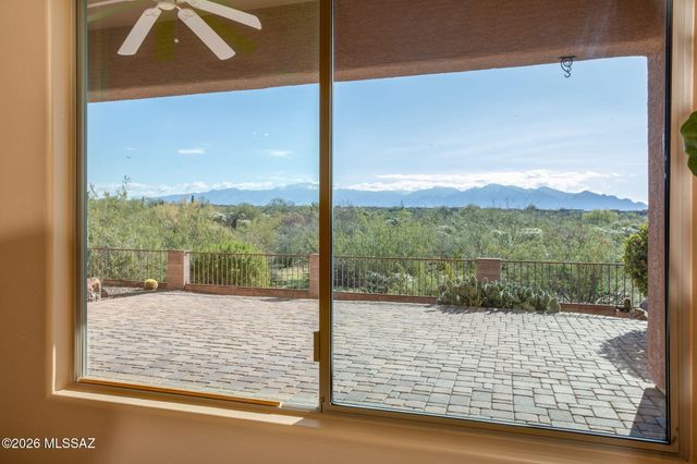 12616 N Gentle Rain Drive, Marana, AZ 85658