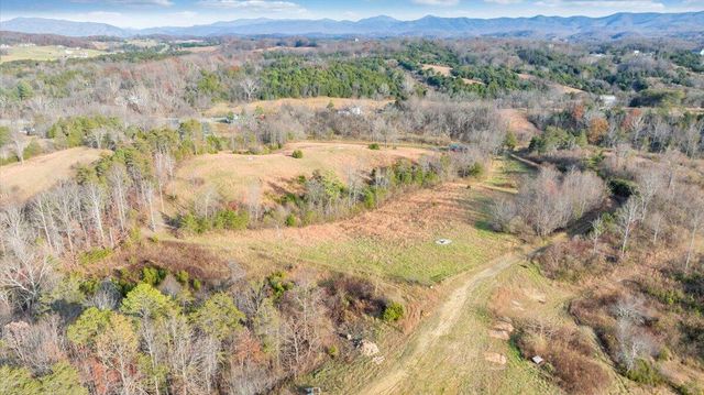 6457 Roanoke RD, Fincastle, VA 24090