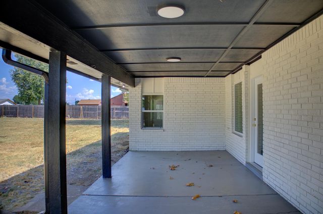 19753 E 42nd Street S, Broken Arrow, OK 74014