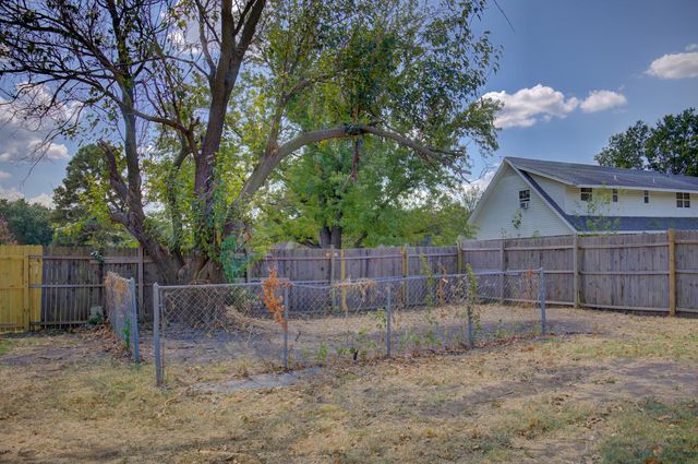 19753 E 42nd Street S, Broken Arrow, OK 74014