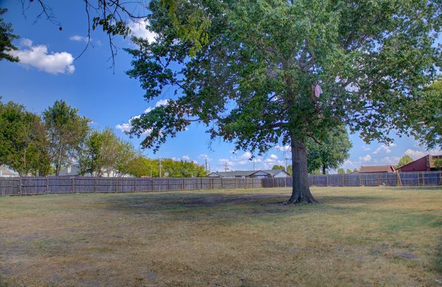 19753 E 42nd Street S, Broken Arrow, OK 74014