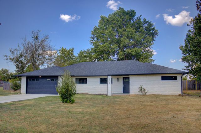 19753 E 42nd Street S, Broken Arrow, OK 74014
