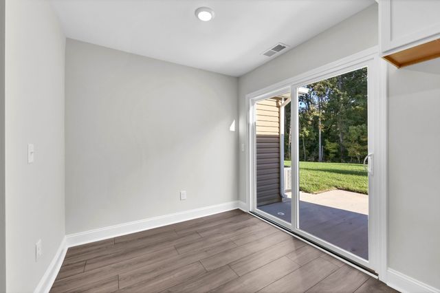 135 Quarry Point Dr C135, Clarksville, TN 37043