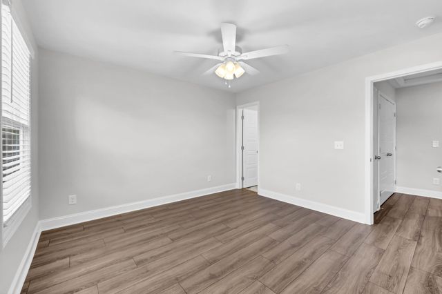 135 Quarry Point Dr C135, Clarksville, TN 37043