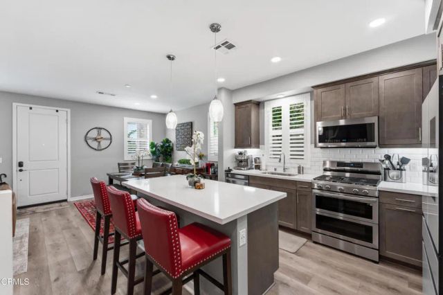 643 Winchester Drive, Oxnard, CA 93036