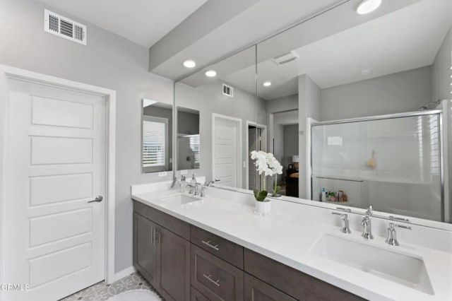 643 Winchester Drive, Oxnard, CA 93036