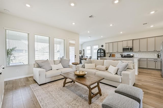 5010 Walnut Grove Lane, Manvel, TX 77578