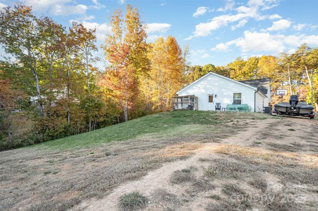 319 Pinnacle Road, Kings Mountain, NC 28086