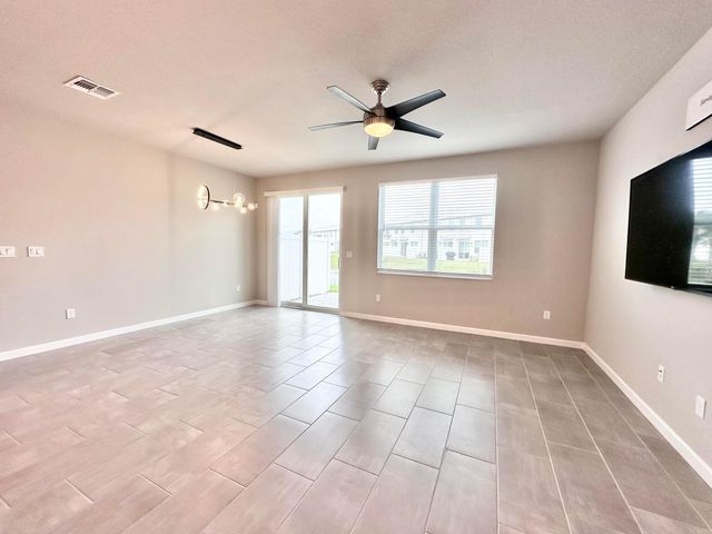 1733 Lindley Street, West Palm Beach, FL 33407