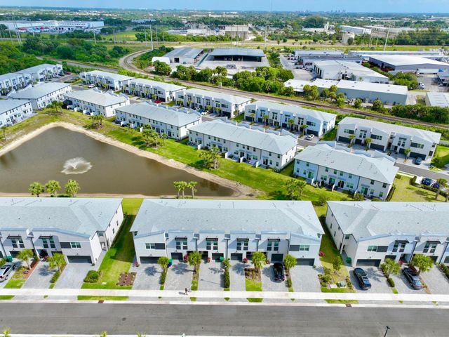 1733 Lindley Street, West Palm Beach, FL 33407