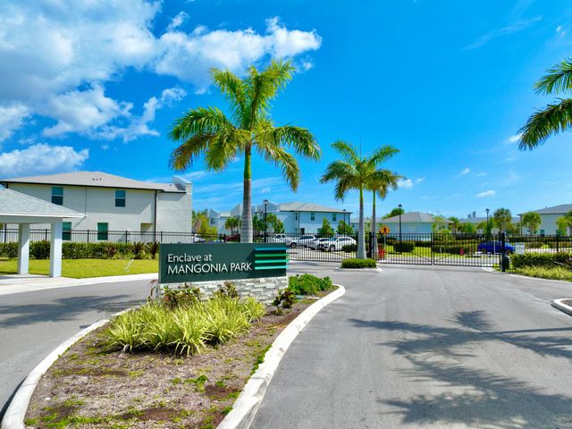 1733 Lindley Street, West Palm Beach, FL 33407