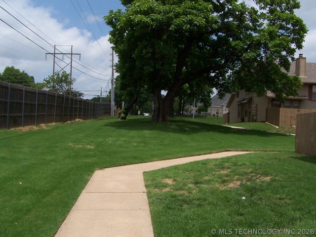 9106 S Urbana Avenue W 10F, Tulsa, OK 74137