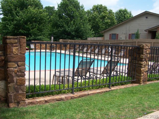 9106 S Urbana Avenue W 10F, Tulsa, OK 74137