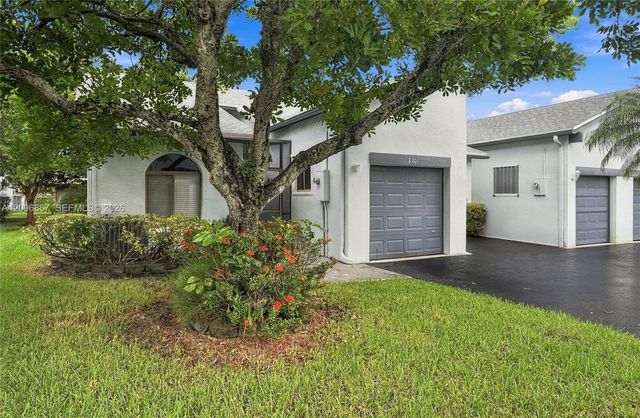 8201 NW 100th Lane, Tamarac, FL 33321