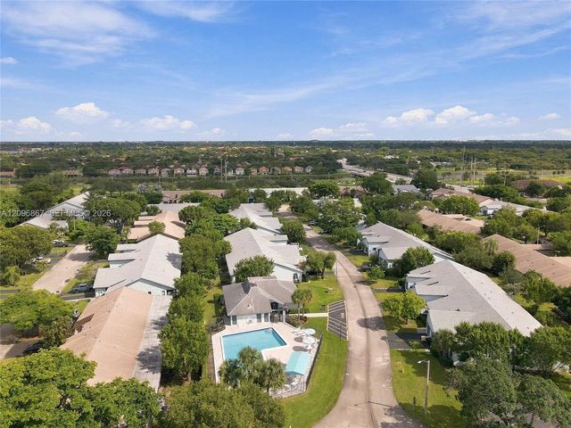 8201 NW 100th Lane, Tamarac, FL 33321
