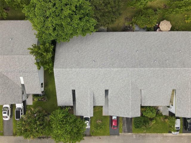 8201 NW 100th Lane, Tamarac, FL 33321