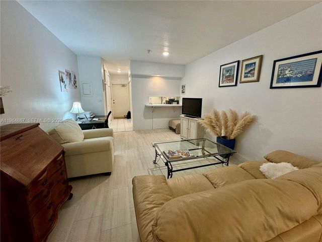 6580 Santona Street A38, Coral Gables, FL 33146