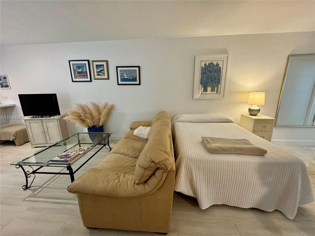 6580 Santona Street A38, Coral Gables, FL 33146