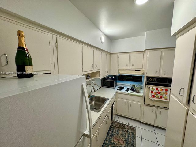 6580 Santona Street A38, Coral Gables, FL 33146