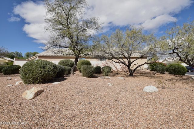 10979 N Double Eagle Court, Oro Valley, AZ 85737