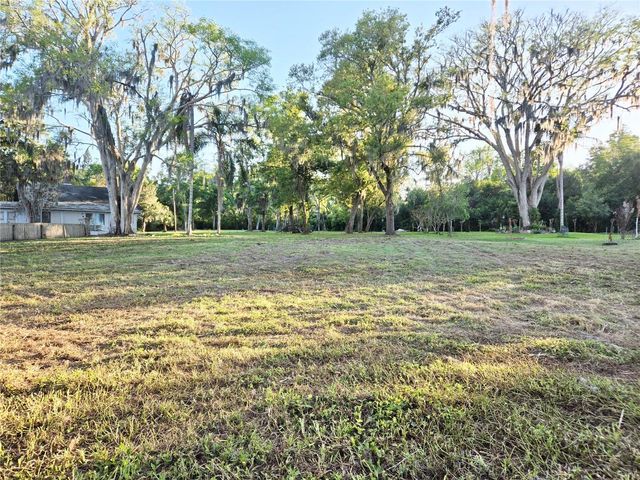 DEBUEL ROAD, Lutz, FL 33549
