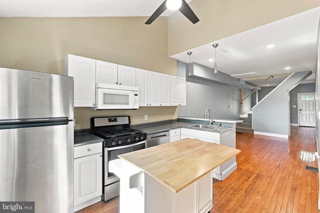 4830 SMICK ST, Philadelphia, PA 19127
