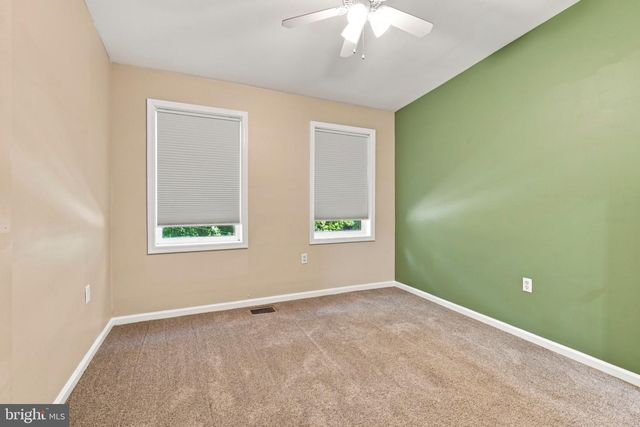 4830 SMICK ST, Philadelphia, PA 19127