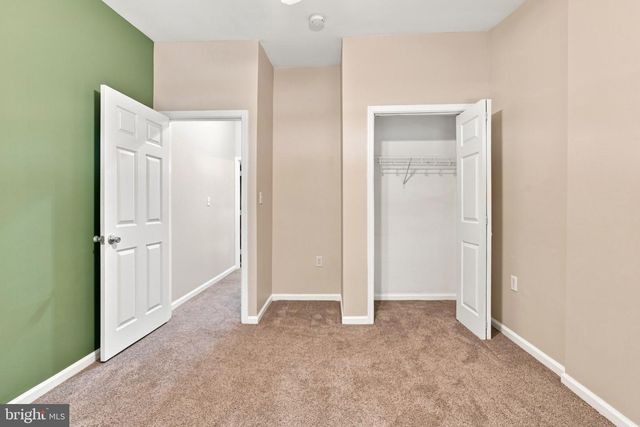 4830 SMICK ST, Philadelphia, PA 19127