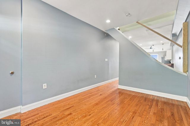 4830 SMICK ST, Philadelphia, PA 19127