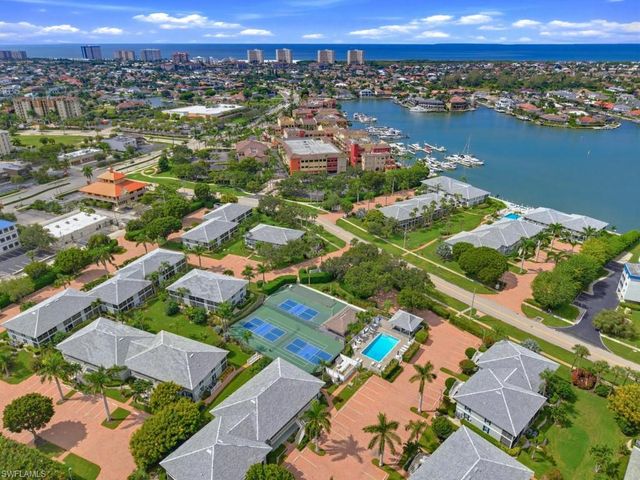 671 Elkcam CIR 513, Marco Island, FL 34145