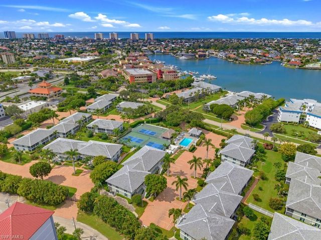 671 Elkcam CIR 513, Marco Island, FL 34145