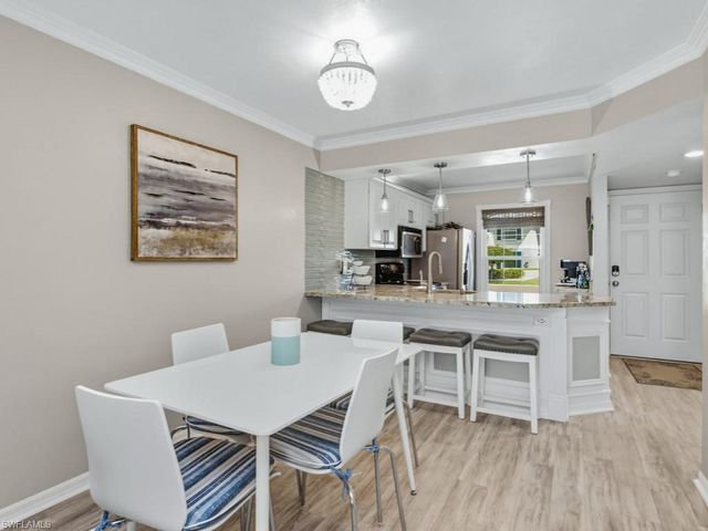 671 Elkcam CIR 513, Marco Island, FL 34145
