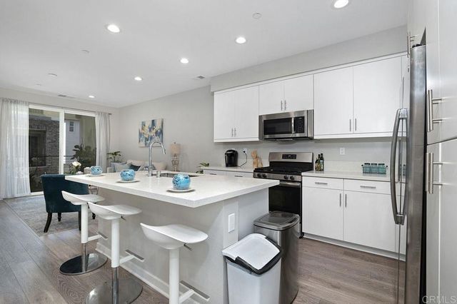 2137 Stellar Way 4, Chula Vista, CA 91915