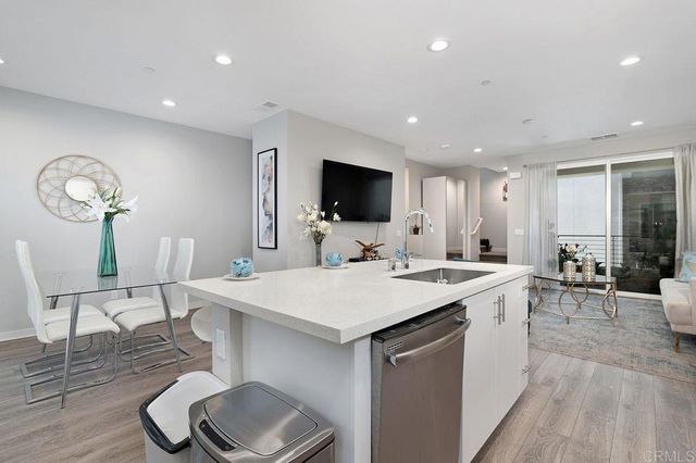 2137 Stellar Way 4, Chula Vista, CA 91915