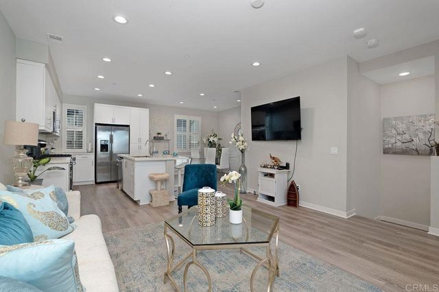 2137 Stellar Way 4, Chula Vista, CA 91915