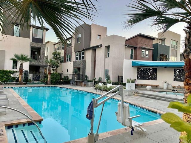 2137 Stellar Way 4, Chula Vista, CA 91915