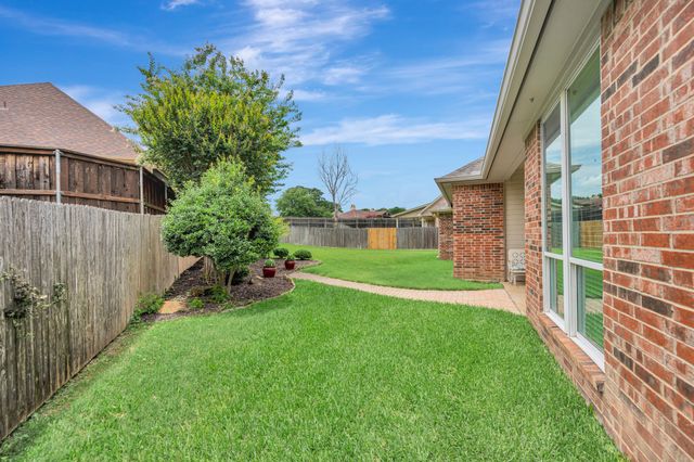 6520 Shelton Home Court, Arlington, TX 76017