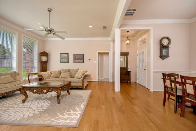 6520 Shelton Home Court, Arlington, TX 76017