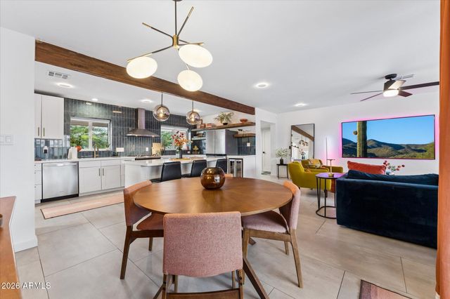 2011 W CAMPBELL Avenue, Phoenix, AZ 85015