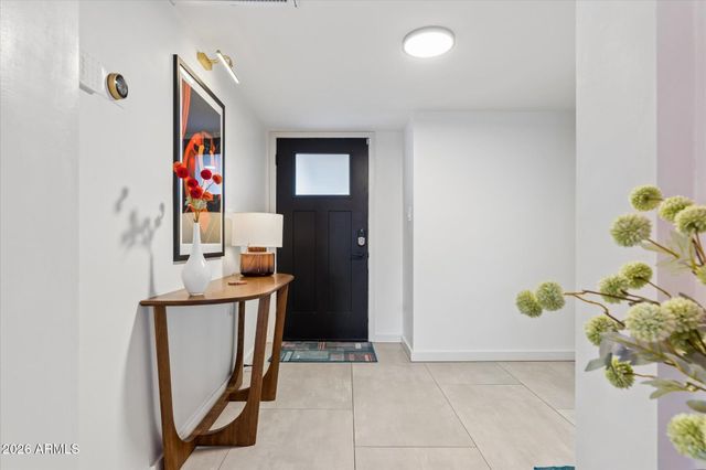 2011 W CAMPBELL Avenue, Phoenix, AZ 85015
