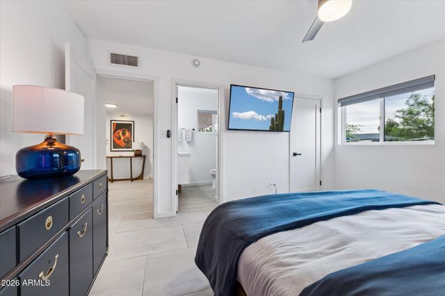2011 W CAMPBELL Avenue, Phoenix, AZ 85015