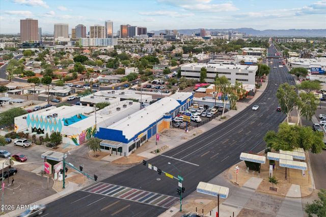 2011 W CAMPBELL Avenue, Phoenix, AZ 85015