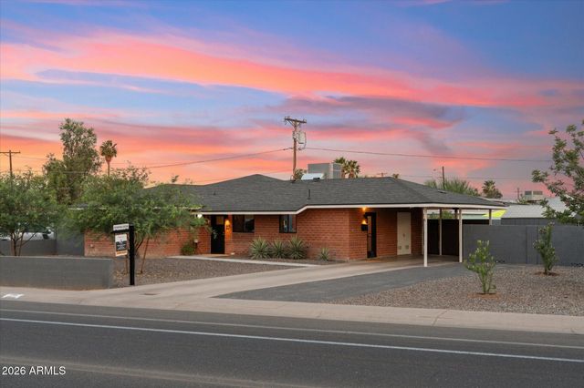 2011 W CAMPBELL Avenue, Phoenix, AZ 85015