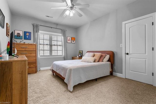 6324 Autumn Crest Court, Summerfield, NC 27358