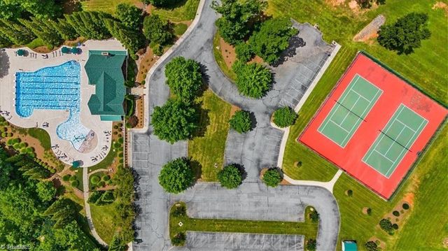 6324 Autumn Crest Court, Summerfield, NC 27358