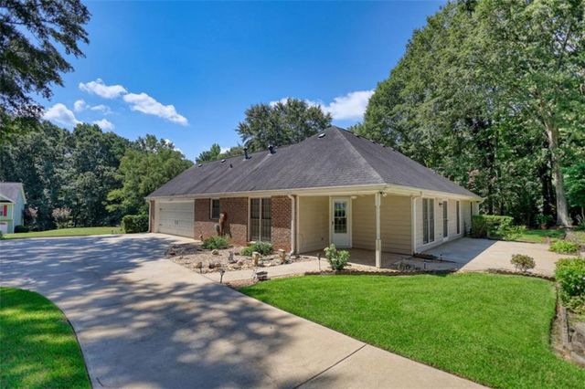 115 Buck Creek Drive, Covington, GA 30016
