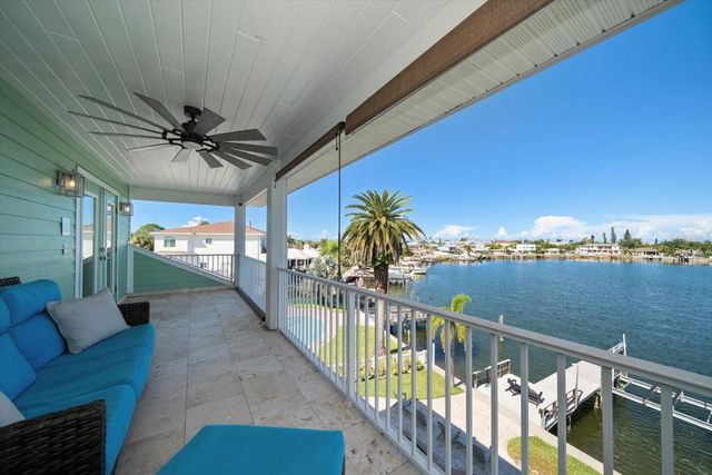478 HARBOR DRIVE S, Indian Rocks Beach, FL 33785