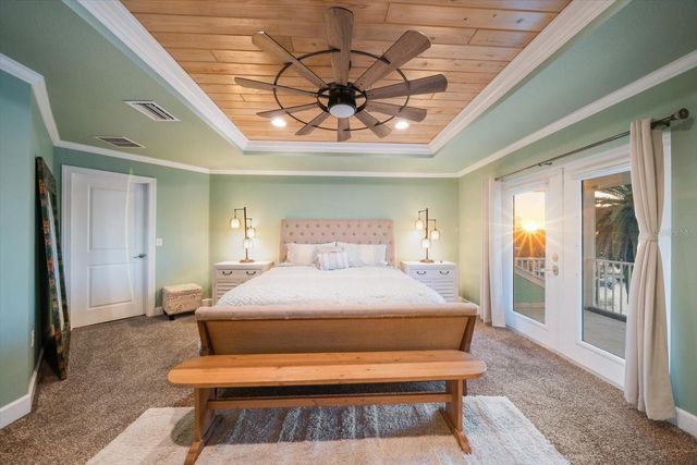 478 HARBOR DRIVE S, Indian Rocks Beach, FL 33785