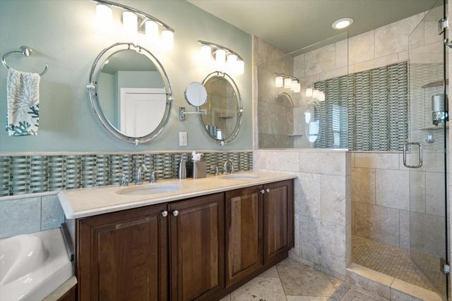 478 HARBOR DRIVE S, Indian Rocks Beach, FL 33785